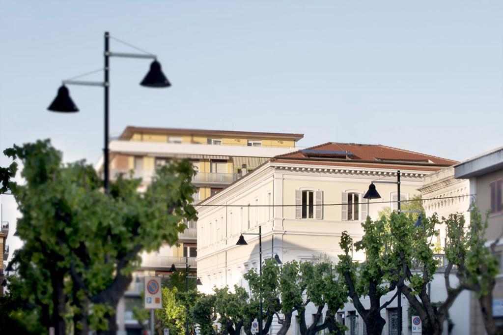 Dimora Novecento Acomodação com café da manhã Pescara Exterior foto